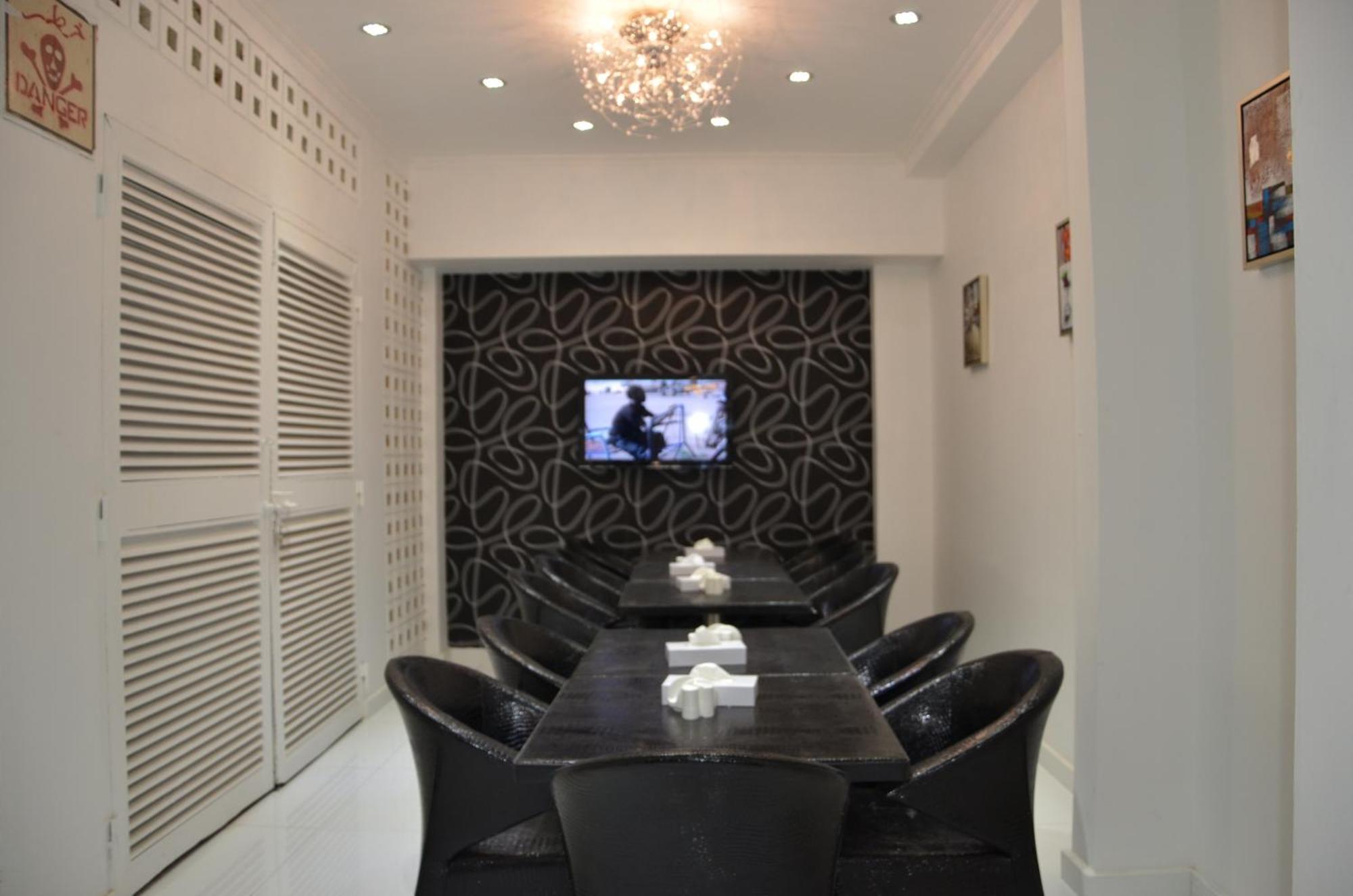 White Fort Hotel Dubaï Extérieur photo